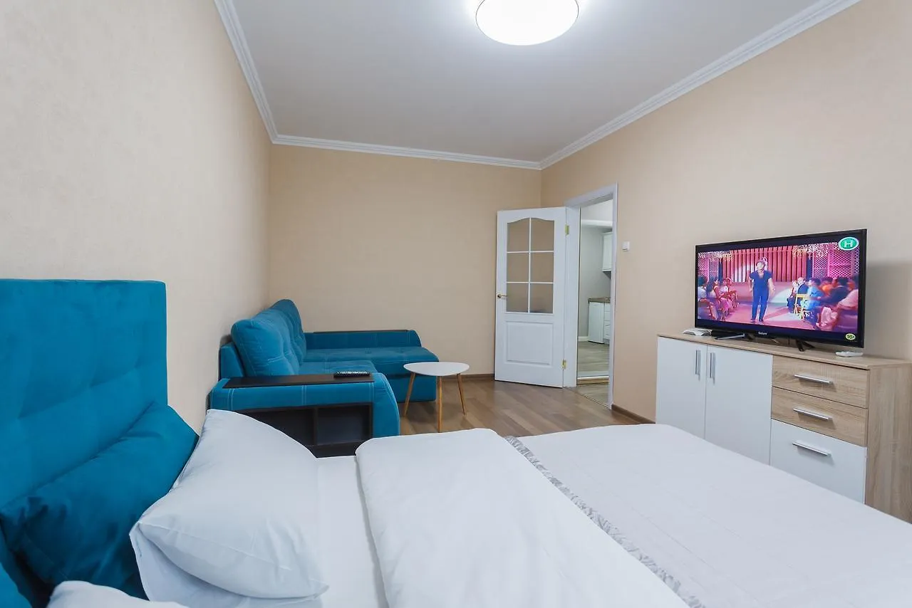Cosy Apartment At Pozniaky Kiev