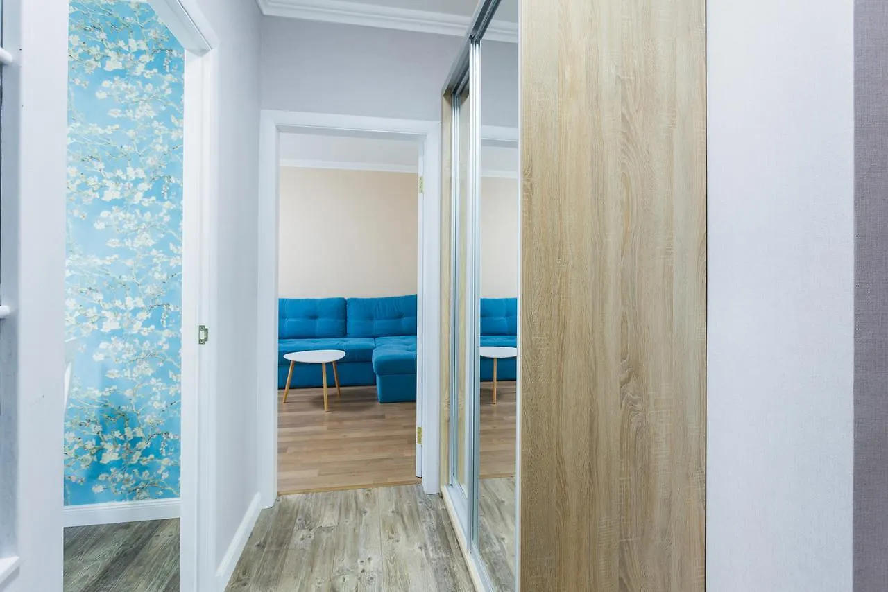 Cosy Apartment At Pozniaky Kiev
